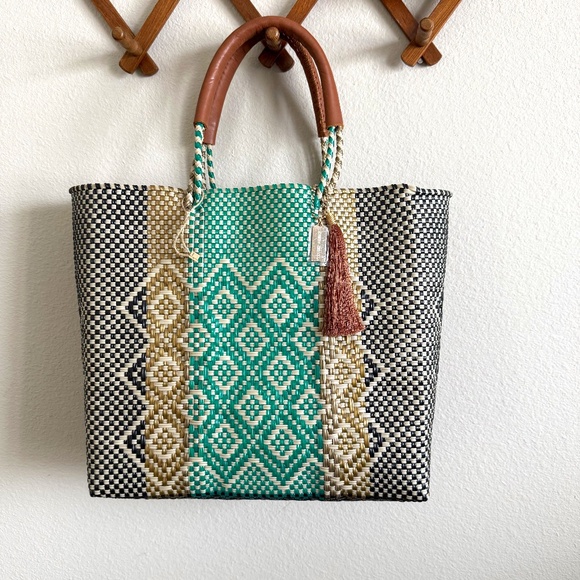 NWOT Mavis By Herrera Tote Bag - Picture 1 of 9